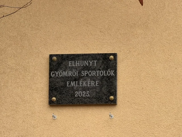 sportolok emlektabla 4